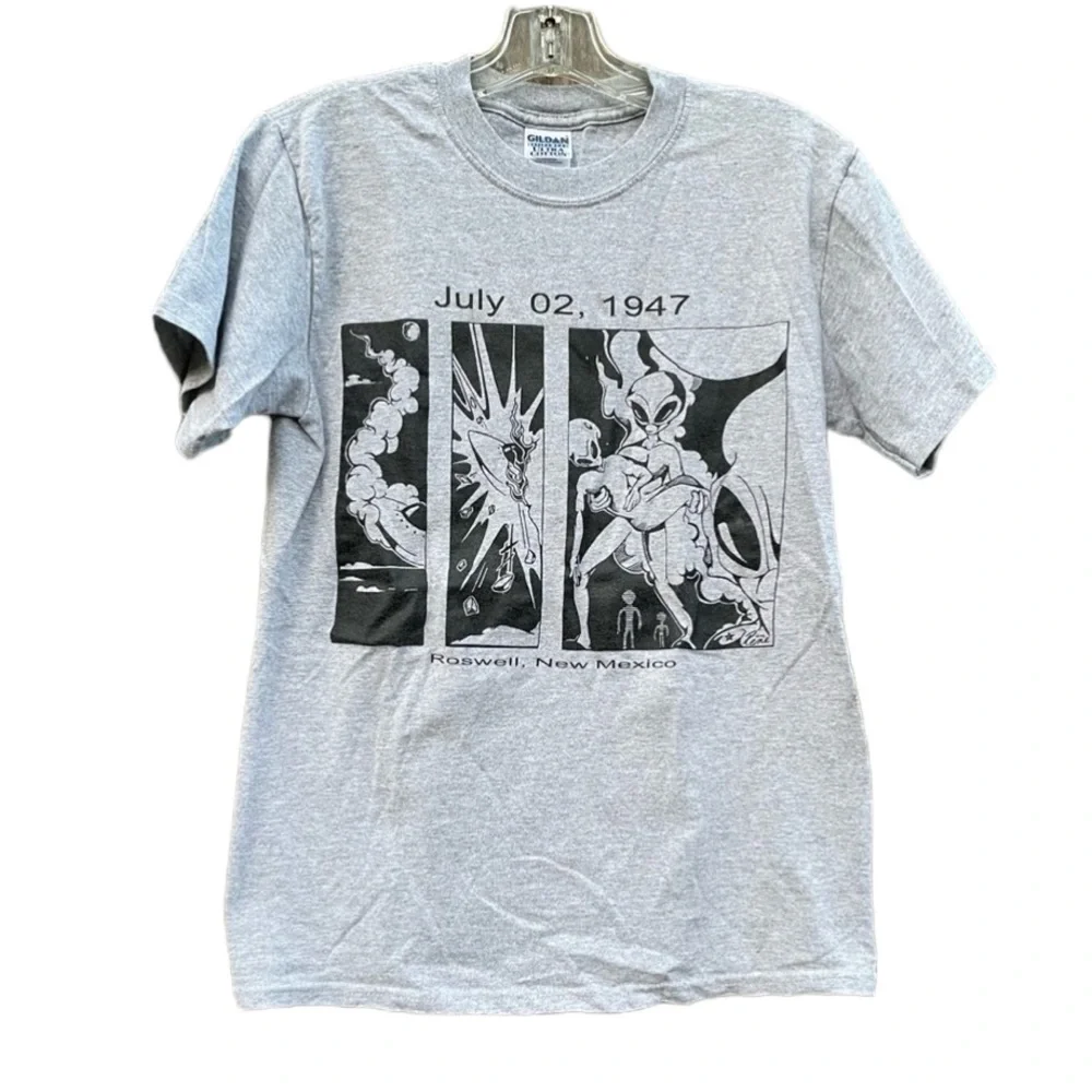 Gildan Alien Landing Grey Cotton Graphic Unisex Short Sleeve Tee size Small - Picture 2 of 6